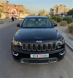 جیپ گراند شیرۆکی